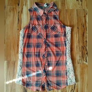 Size small sleeveless plaid tank top